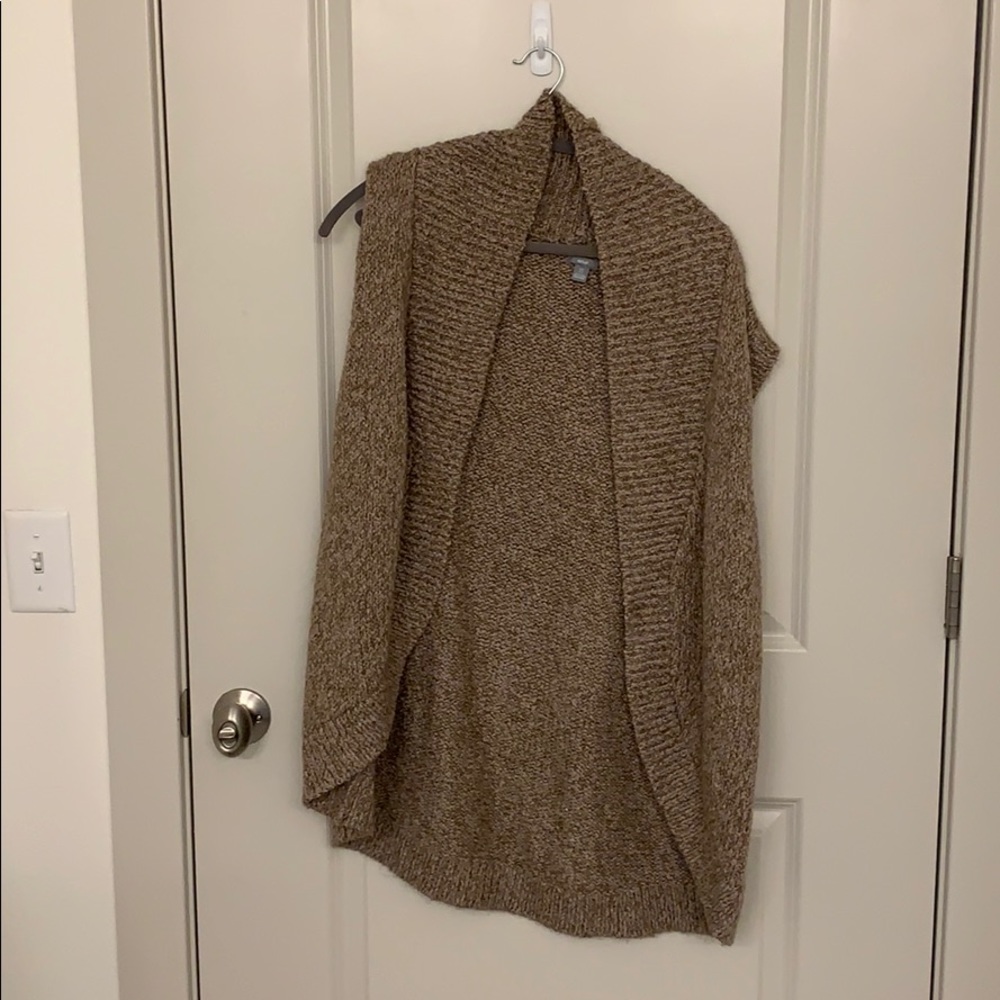 Sweater vest